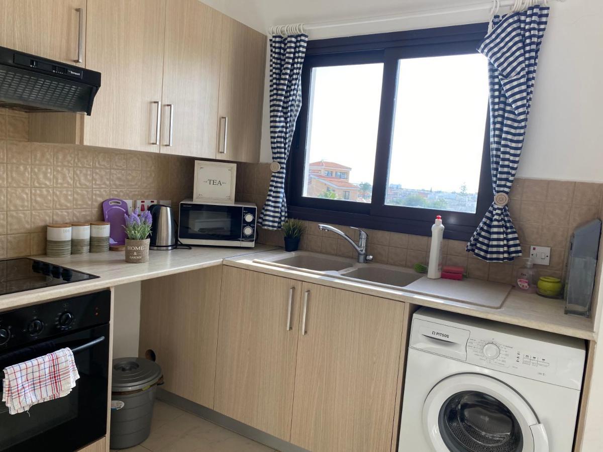 Two Bedroom Duplex :Mountain And Sea View Larnaca Extérieur photo
